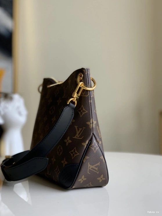 PM VUITTON LOUIS ODÉON 0814